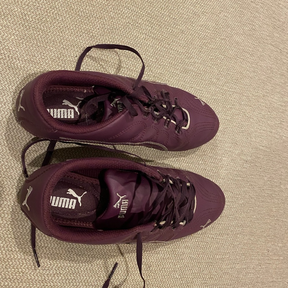 Puma sneakers